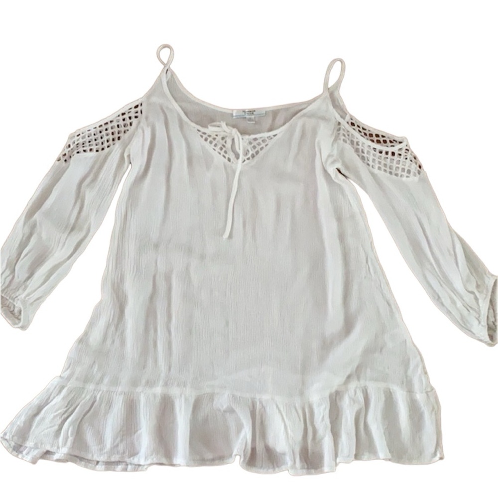 Swim coverup 3/4 sleeve cold shoulder white M